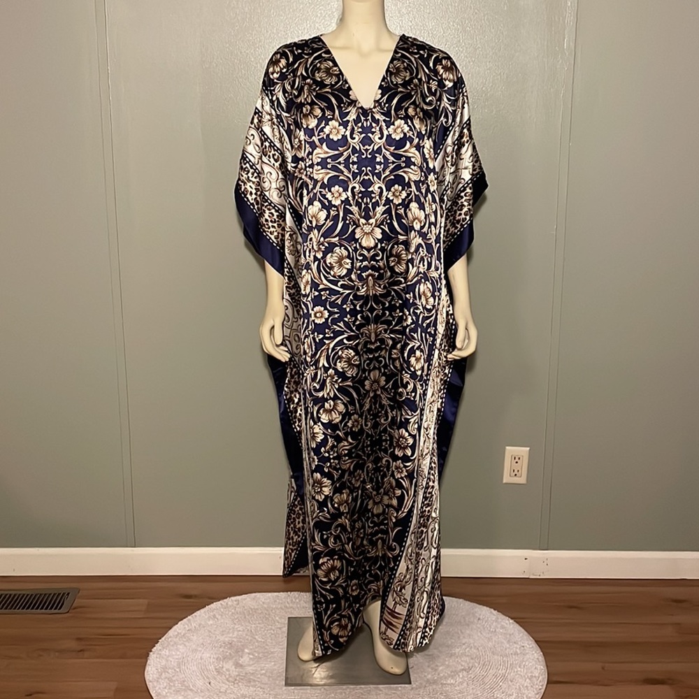 Winlar, caftan, dress. One size